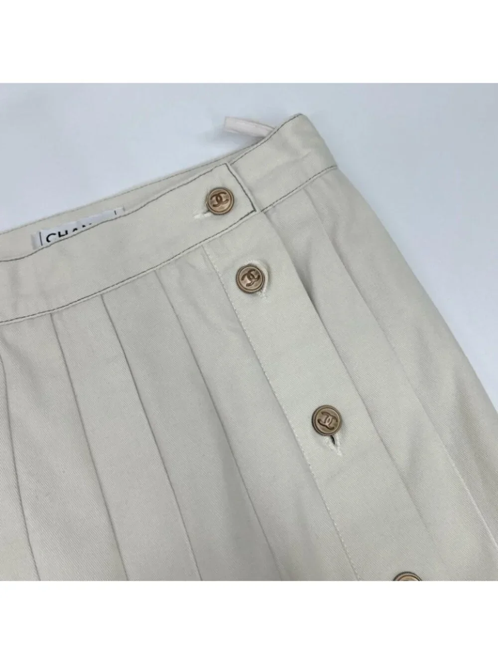 Chanel Coco Button Cotton Pleated Skirt 34